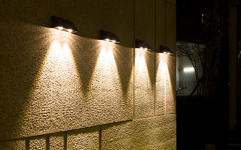 户外高亮2LED太阳能壁灯