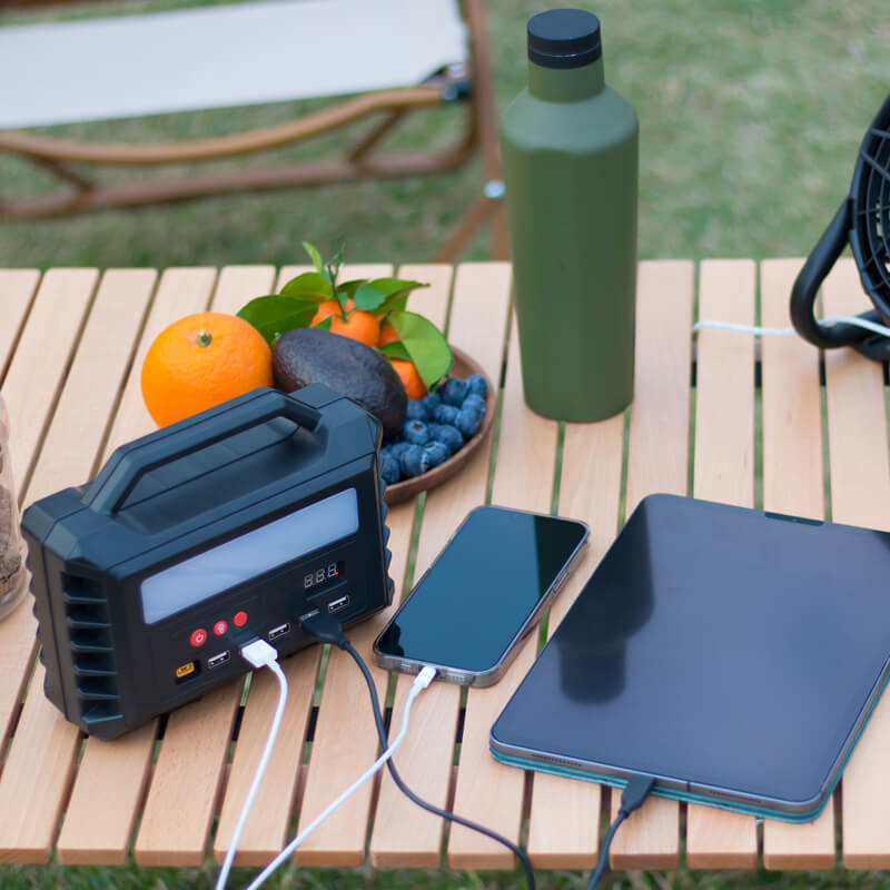 手机充电便携太阳能照明系统