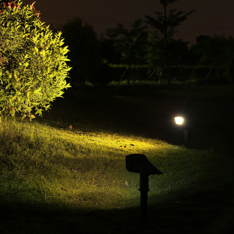 IPX5 防水壁装地插二合一太阳能射灯