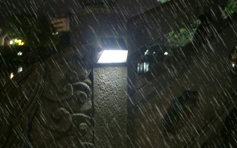 高亮户外花园太阳能壁灯