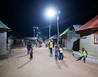 定制太阳能路灯